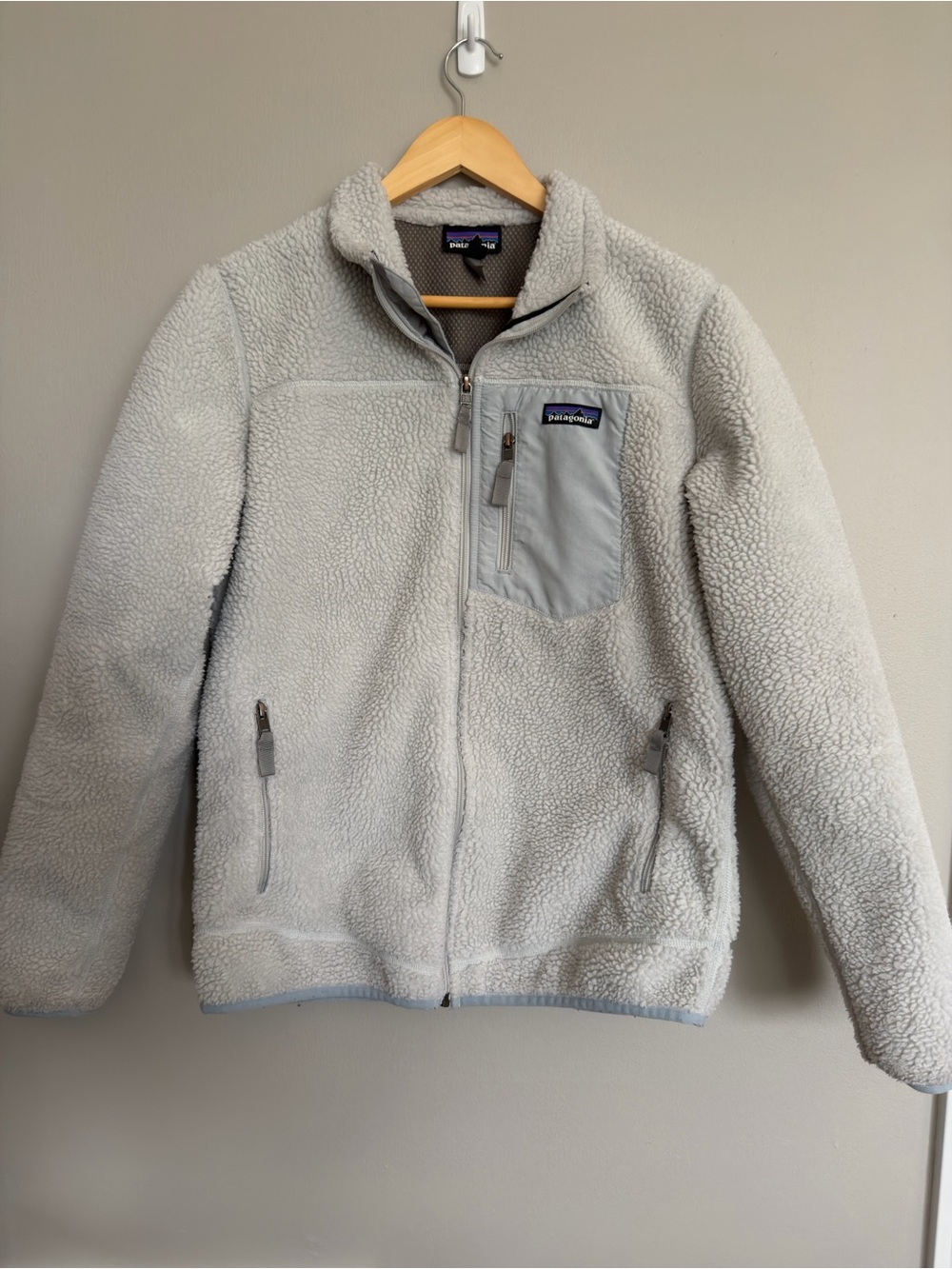 Patagonia Light Gray Sherpa Pile Fleece Jacket L